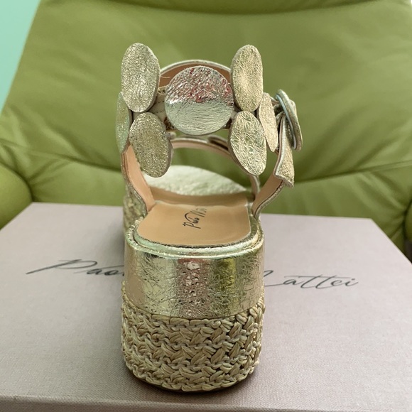 Paolo Mattei NWT. EU Size 37. True to Size. Gold. - Picture 6 of 11